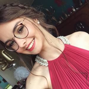 Meet your Posher, Maite